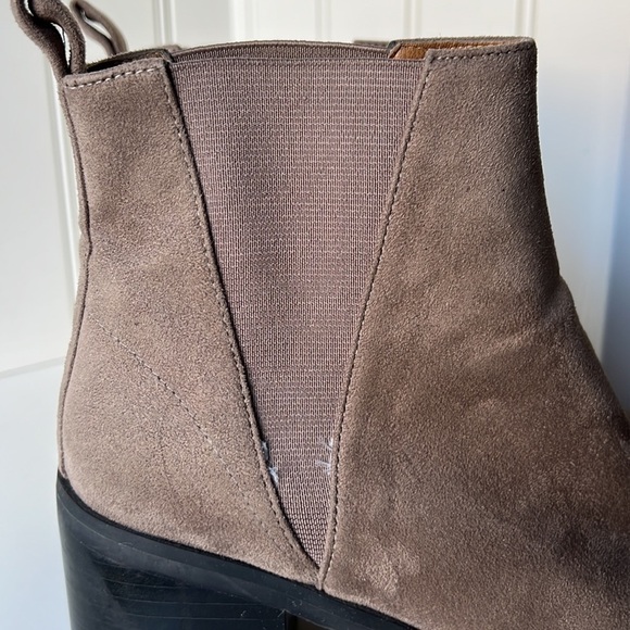 Abound Brown Faux Suede Booties Size 7 - Picture 14 of 14